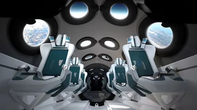 داخل الطائرة الفضائية "يونيتي"