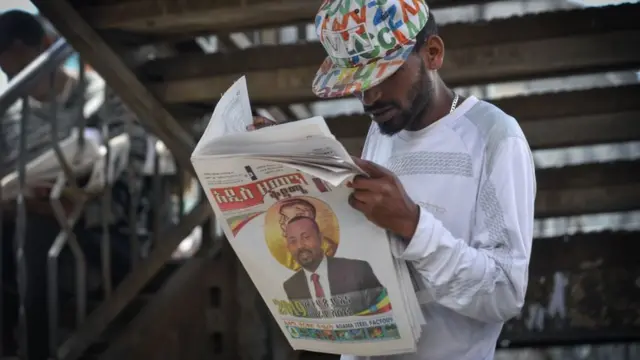 Dargaggeessa gaazexaa dubbisu