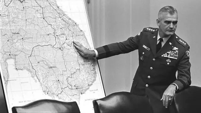 美军在越南的指挥官威斯特摩兰