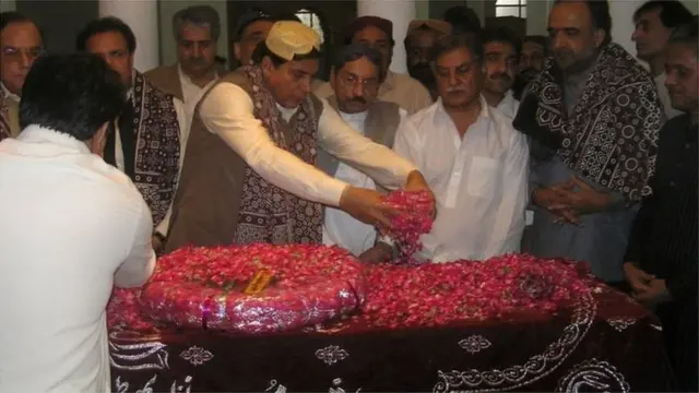 బేనజీర్ దుపట్టా ఏమయ్యిందో ఇప్పటికీ తెలీదు