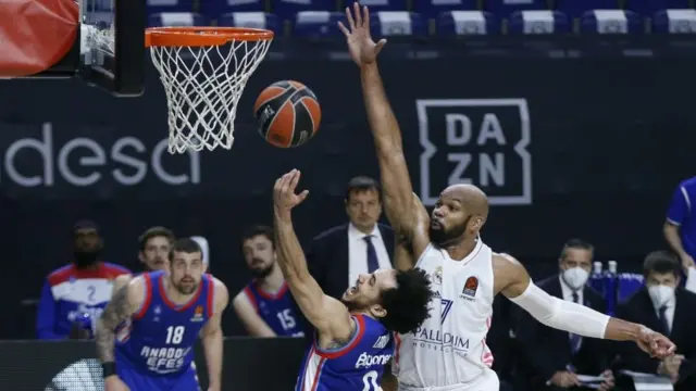 Real Madrid-Anadolu Efes maçından bir kare