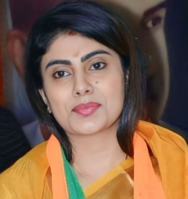 रिवाबा जडेजा