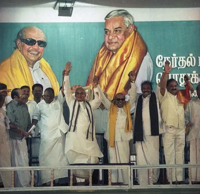 வாஜ்பேயும், தமிழக ஆளுமைகளும் (புகைப்படத் தொகுப்பு)