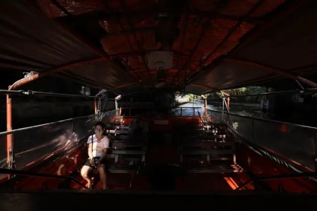 กรุงเทพ โควิด 19 ไวรัสโคโรนา เหงา