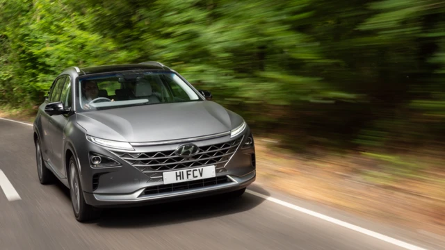 Водневий автомобіль