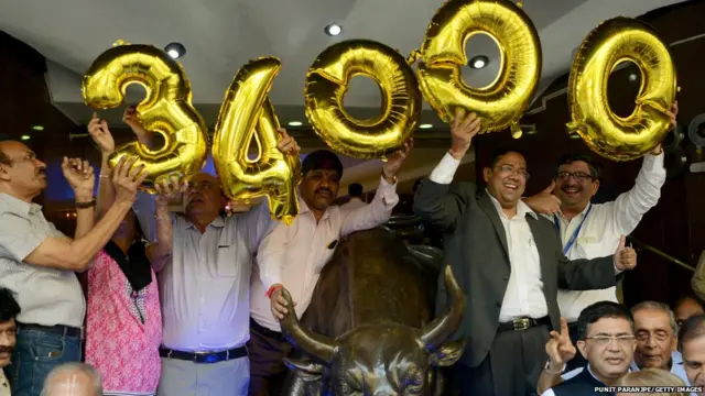 सेन्सेक्स 34000 वर