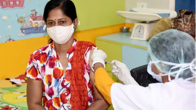 انڈیا کووڈ کی دوسری لہر