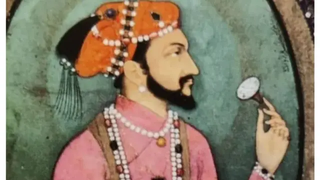 शाहजहानच्या मृत्युनंतर मुघल साम्राज्यात जी दुफळी माजली तिचा फायदा घेऊन अहोमांनी आपल्या हातातून गेलेला काही प्रदेश पुन्हा काबीज केला