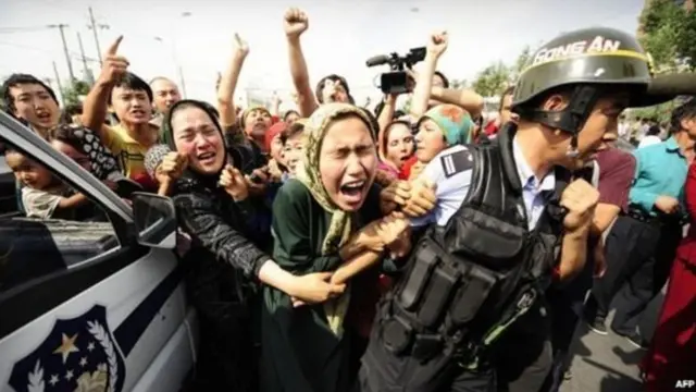 ਪ੍ਰਦਰਸ਼ਨ