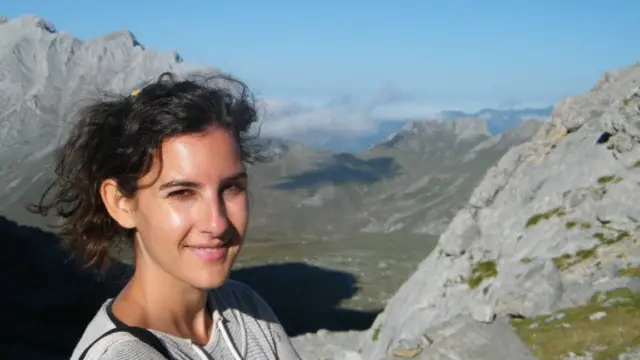 伊維特·托倫特（Ivette Torrent）是巴塞羅那一名年輕律師