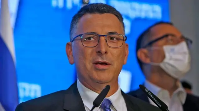 Гидеон Саар