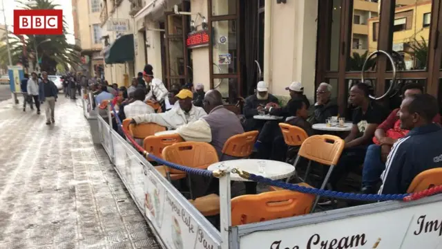 ኣብ ጎዶና ሓርነት ዝርከብ ባር ኢምፔሮ ሻሂ ዝሰትዩ ታንገድቲ 19/07/2018 ኣስመራ