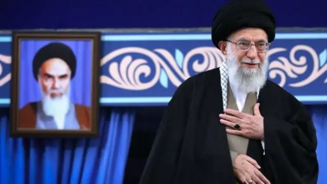 به گفته حسن روحانی، آیت الله خامنه ای از او خواسته "فرمانده جنگ اقتصادی" در برابر آمریکا باشد
