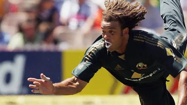 অ্যান্ড্রু সায়মন্ডস