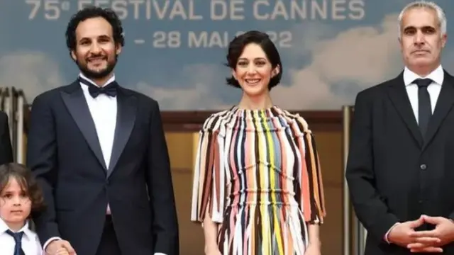 مخرج "العنكبوت المقدس" علي عباسي وابنه والممثلة زار أمير إبراهيمي والممثل مهدي باجستاني