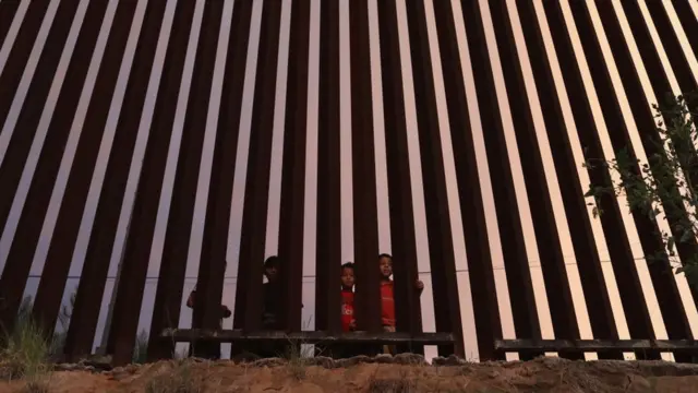 Muro en Nogales, julio 2018.