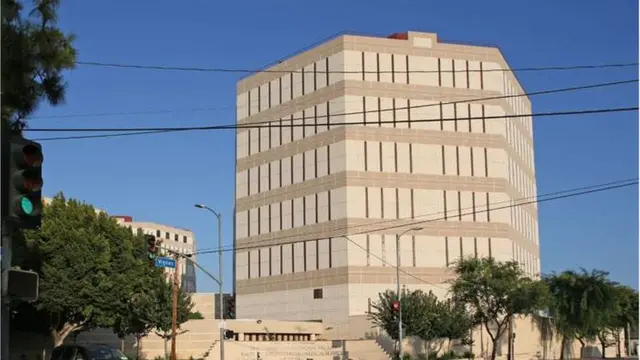 Исправительное учреждение "Башни-близнецы", Лос-Анджелес