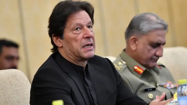 इमरान ख़ान