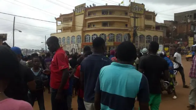 Pipo di check how deh go get moni for dis supermarket