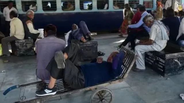 फ़ाइल चित्र रेलवे स्टेशन