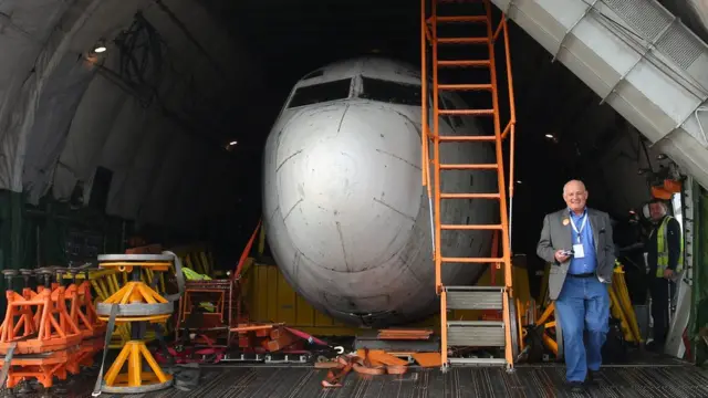 Фюзеляж Boing 737 внутри Ан-124