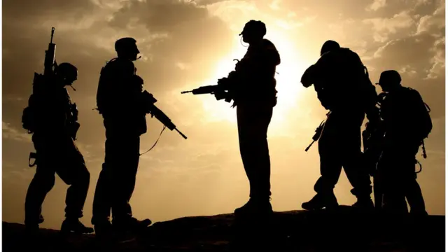 британские солдаты НАТО