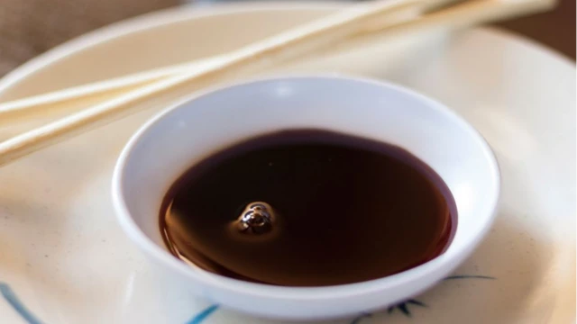 ซอสถั่วเหลืองหรือซีอิ๊ว