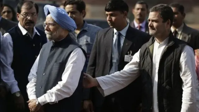 मोदी, मनमोहन, Modi, Manmohan Singh, Parliament, Raincoat