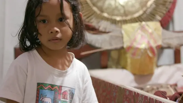 له مړو سره ژوند