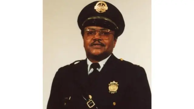 ወዲ 77 ዓመት ዴቪድ ዶርን ኣብቲ ኣብ ኣሜሪካ ዝካየድ ዘሎ ተቓውሞ ተቀቲሉ