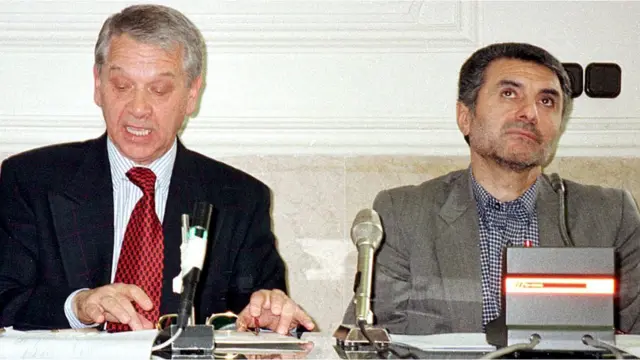 محسن صفایی فراهانی پنج ساعت پس از بازی دوستانه مقابل رم حکم اخراج ایویج را اعلام کرد