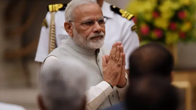 नरेंद्र मोदी, केंद्र सरकार, मंत्रिपरिषद