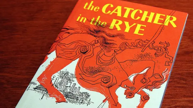 Обложка первого издания легендарного романа