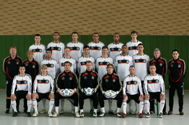 اشکان دژاگه