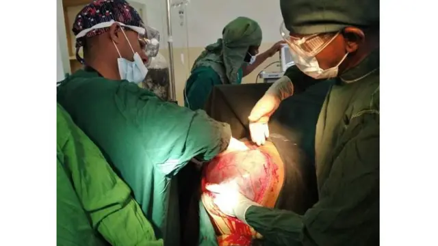 ሓካይም መጥባሕቲ እናካየዱላ