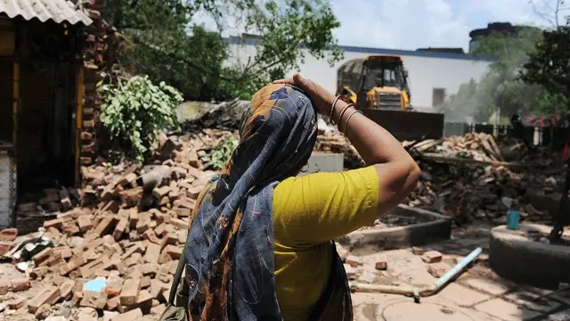 પ્રતીકાત્મક તસવીર