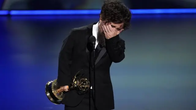 El actor de "Game Of Thrones" ganó su cuarta estatuilla como mejor actor de reparto por su papel en la serie.
