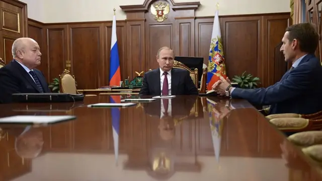 Владимир Путин во время встречи с Нарышкиным и Фрадковым