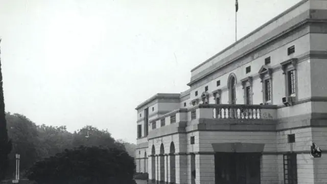 தீன் மூர்த்தி இல்லம்.