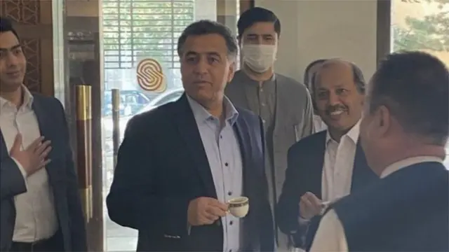 পাকিস্তানের সেনা গোয়েন্দা প্রধান লে. জে. ফায়েজ হামিদ এবং অন্যরা