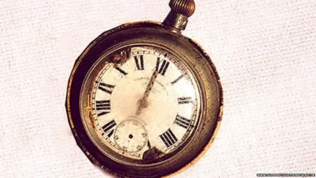 భగత్ సింగ్ గడియారం. దీన్ని ఆయన తన సహచరుడు జయదేవ్ కు ఇచ్చారు