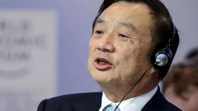 Ông Nhậm Chính Phi trả lời phỏng vấn tại Thâm Quyến, Trung Quốc.