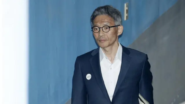 서지현 검사를 성추행하고 인사불이익을 준 혐의로 기소된 안태근 전 검사장