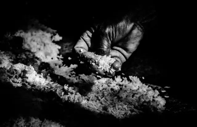 விவசாயிகளின் துயரம்