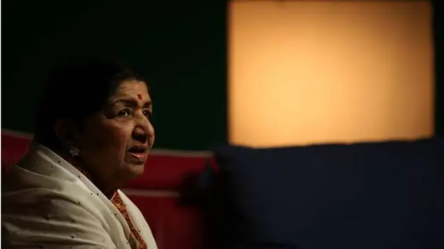 लता मंगेशकर