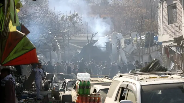 انفجار انتحاری آمبولانس در مرکز کابل