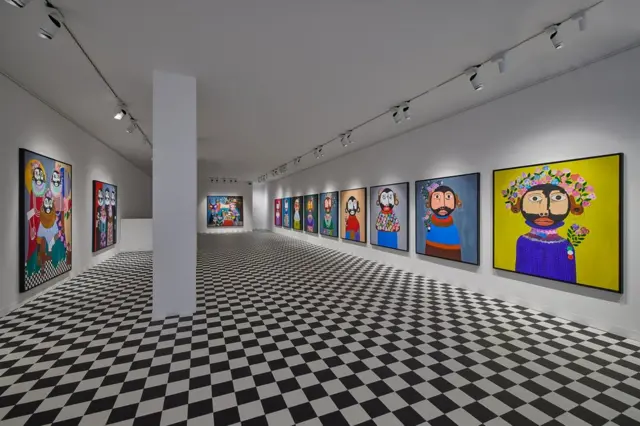 Découvrez l'exposition de Kojo Marfo à la galerie JD Malat à Londres