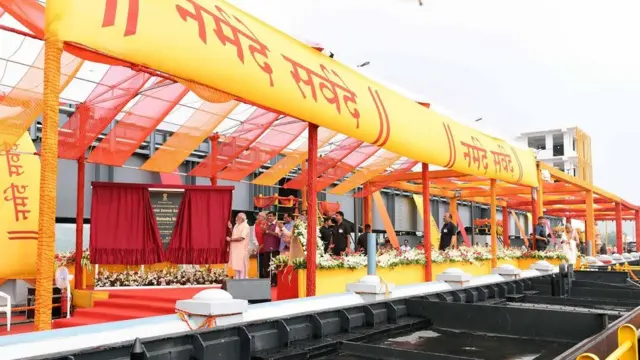 सरदार सरोवर बांध