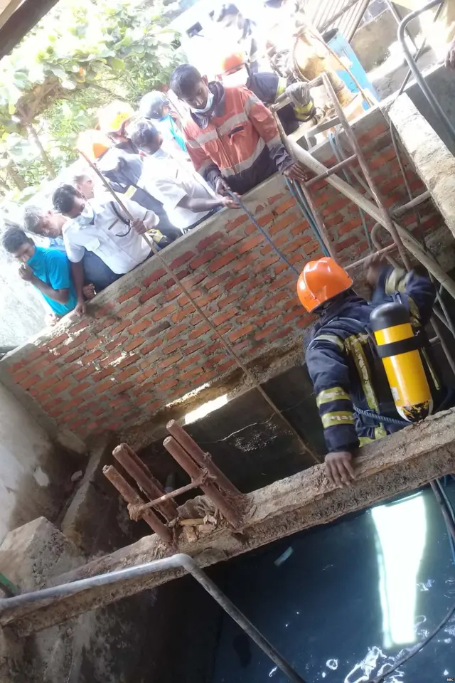 ඇමෝනියා රසායනිකය අඩංගු වළ