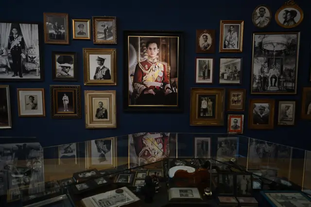 ภายในงาน ยังจัดแสดงพระบรมฉายาลักษณ์ที่หาชมได้ยาก